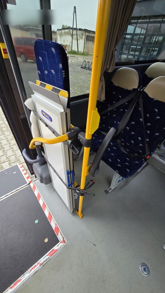 Autobuz urban IVECO FIRST - AIRCO + WEBASTO + 29 PLACE - EURO VI: Foto 9