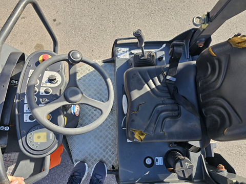 Cilindru compactor mixt BOMAG BW100AC-4: Foto 7 Cilindru compactor mixt BOMAG BW100AC-4: Foto 7