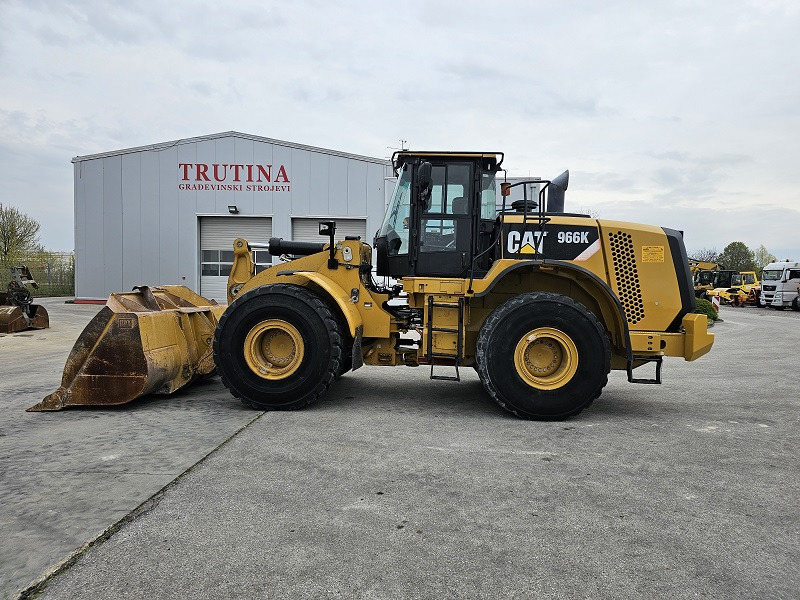 CATERPILLAR 966K - Încărcător frontal pe pneuri: Foto 2 CATERPILLAR 966K - Încărcător frontal pe pneuri: Foto 2