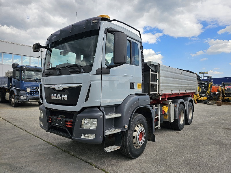 MAN TGS 26.440 6x4 EUR 6 Intarder kipper - Camion basculantă: Foto 4 MAN TGS 26.440 6x4 EUR 6 Intarder kipper - Camion basculantă: Foto 4