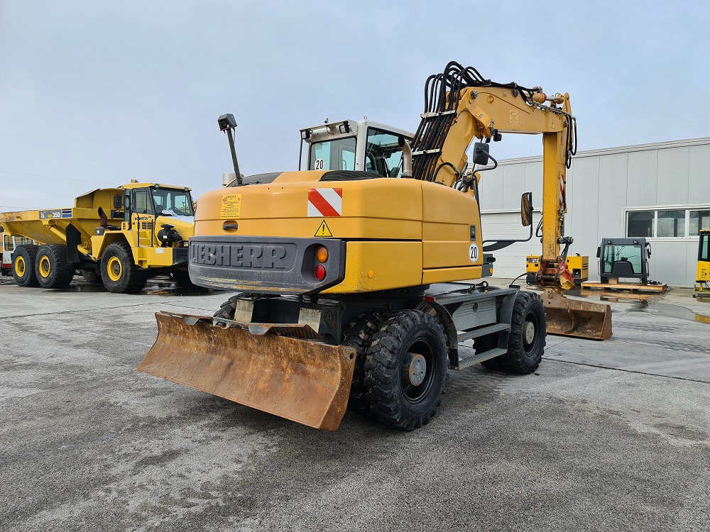 LIEBHERR A316 - Utilaje constructii: Foto 4 LIEBHERR A316 - Utilaje constructii: Foto 4
