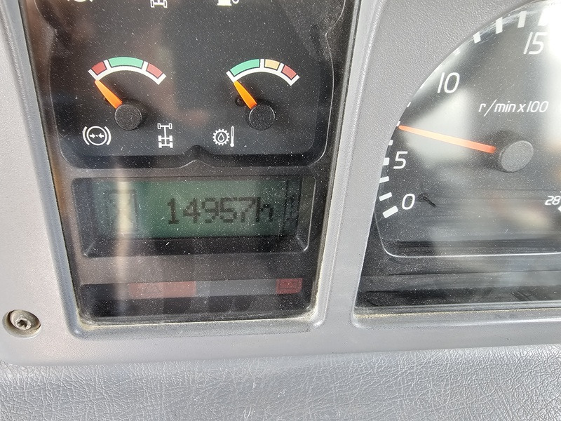 Camion articulat VOLVO A35D: Foto 11