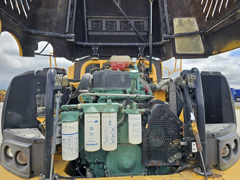 Camion articulat VOLVO A35D: Foto 22