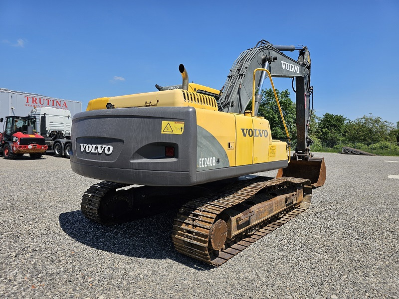 VOLVO EC240BNLC - Excavator pe şenile: Foto 4 VOLVO EC240BNLC - Excavator pe şenile: Foto 4