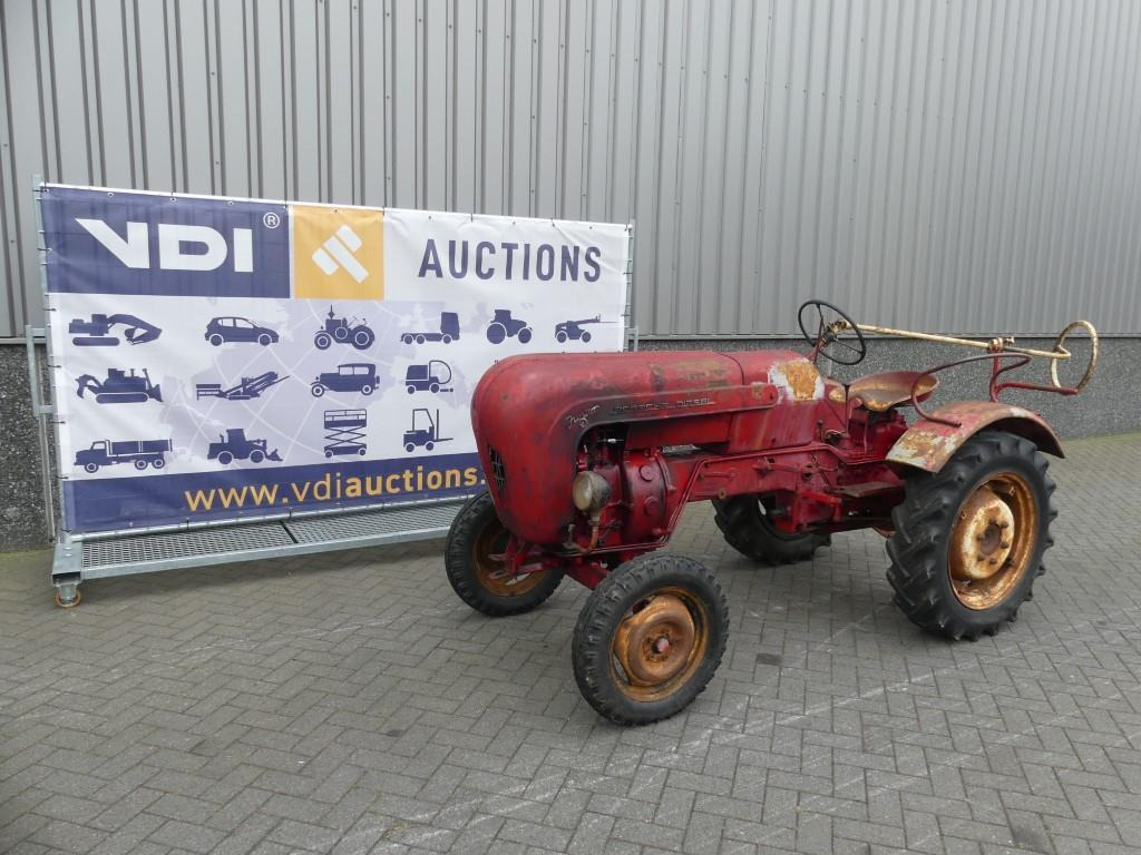 Porsche 106L - Tractor agricol: Foto 1 Porsche 106L - Tractor agricol: Foto 1