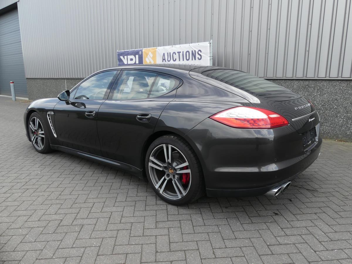 Porsche Panamera, Platina Edition - Berlină/ Sedan: Foto 4 Porsche Panamera, Platina Edition - Berlină/ Sedan: Foto 4