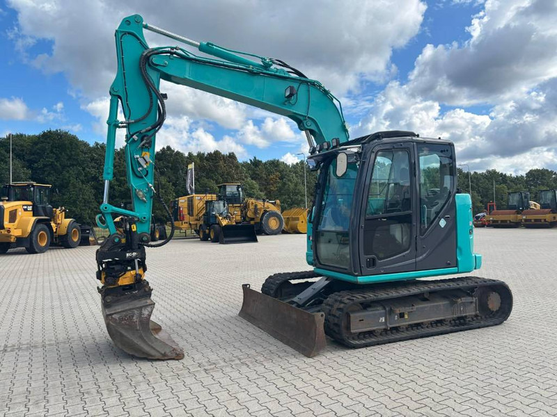 Kobelco SK 75 SR-3E - Mini excavator: Foto 1 Kobelco SK 75 SR-3E - Mini excavator: Foto 1