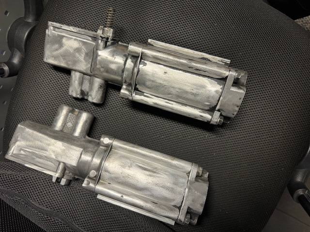 ZF NEW ECOSPLIT Zylinder - Cutie de viteze și piese pentru Camion: Foto 3 ZF NEW ECOSPLIT Zylinder - Cutie de viteze și piese pentru Camion: Foto 3