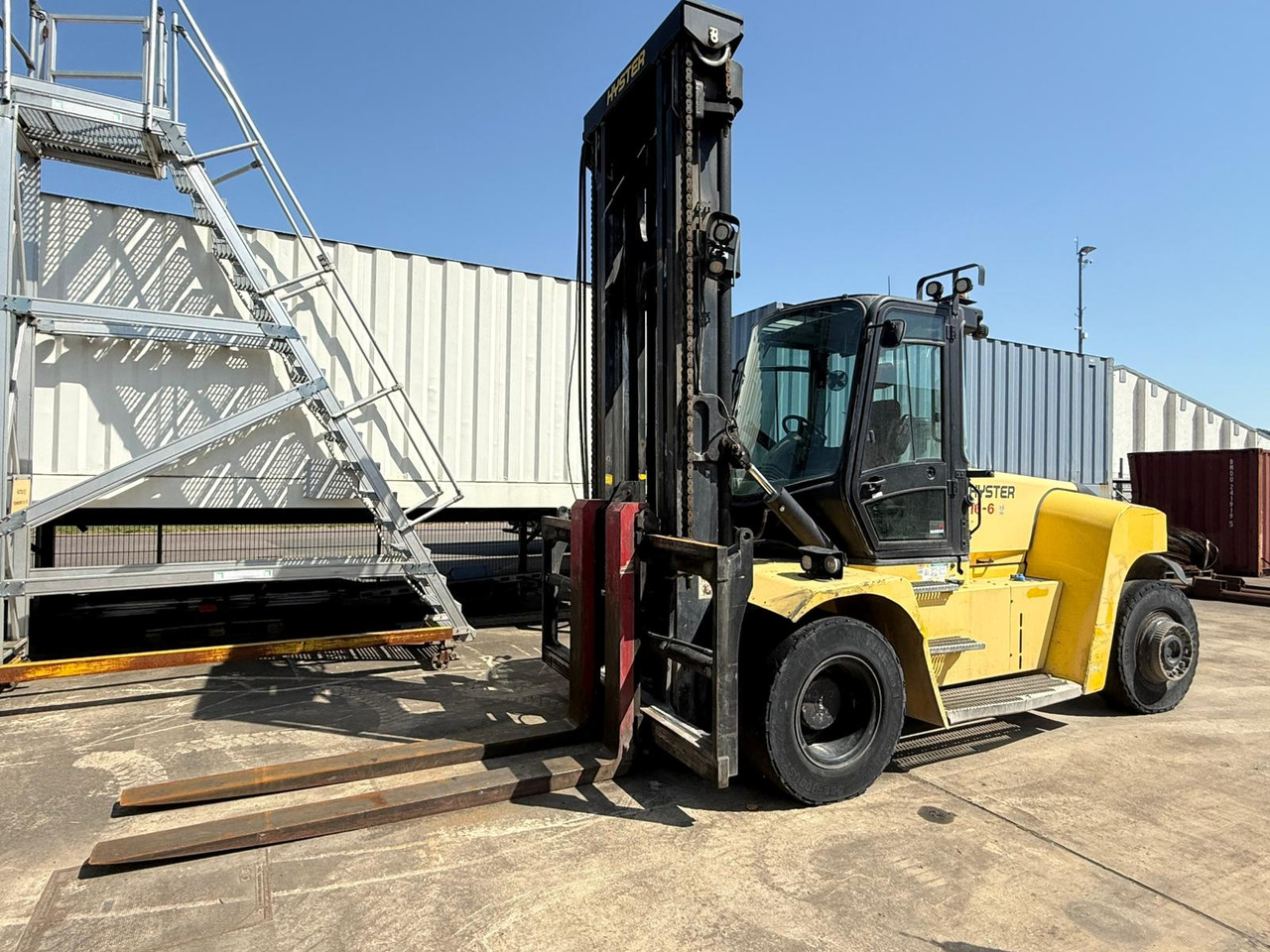 HYSTER 16 XM-6 - Stivuitor diesel: Foto 1 HYSTER 16 XM-6 - Stivuitor diesel: Foto 1