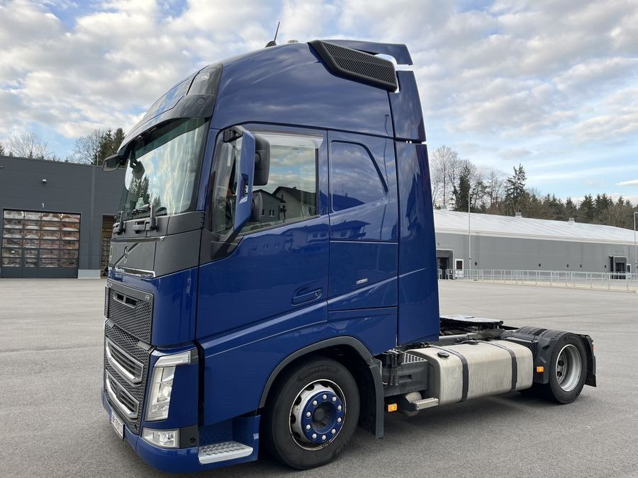 Volvo FH 460XL - Cap tractor: Foto 4 Volvo FH 460XL - Cap tractor: Foto 4
