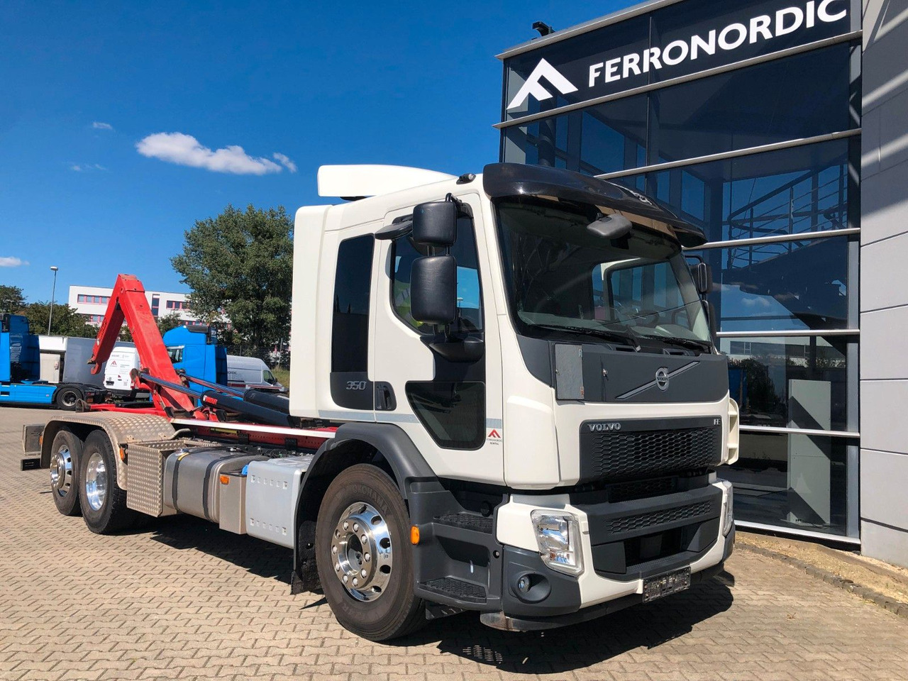 Volvo FE 350 6x2 Lenkachse*Alufelgen*HIAB*AHK*Klima - Camion cu cârlig: Foto 1 Volvo FE 350 6x2 Lenkachse*Alufelgen*HIAB*AHK*Klima - Camion cu cârlig: Foto 1