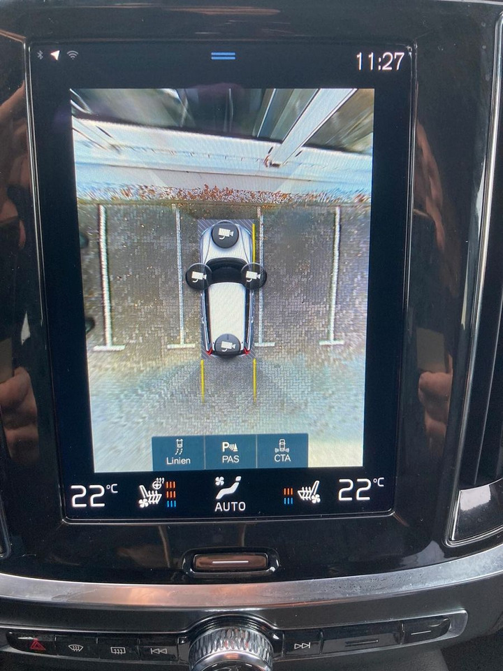 Mașină break Volvo V60 T8 R Design Recharge Plug-In Hybrid AWD: Foto 20 Mașină break Volvo V60 T8 R Design Recharge Plug-In Hybrid AWD: Foto 20