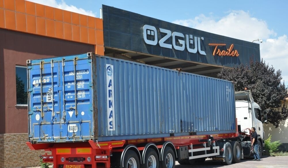 Özgül 40 FT TIPPING CONTAINER CHASSIS AINER CARRIER - Semiremorcă transport containere/ Swap body: Foto 2 Özgül 40 FT TIPPING CONTAINER CHASSIS AINER CARRIER - Semiremorcă transport containere/ Swap body: Foto 2