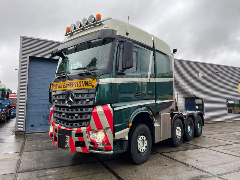 Mercedes-Benz Arocs Arocs 4163 8x4/4 - Cap tractor: Foto 1 Mercedes-Benz Arocs Arocs 4163 8x4/4 - Cap tractor: Foto 1