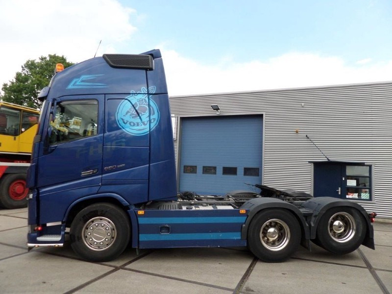 Volvo FH 16.650 6x2 - Cap tractor: Foto 2 Volvo FH 16.650 6x2 - Cap tractor: Foto 2