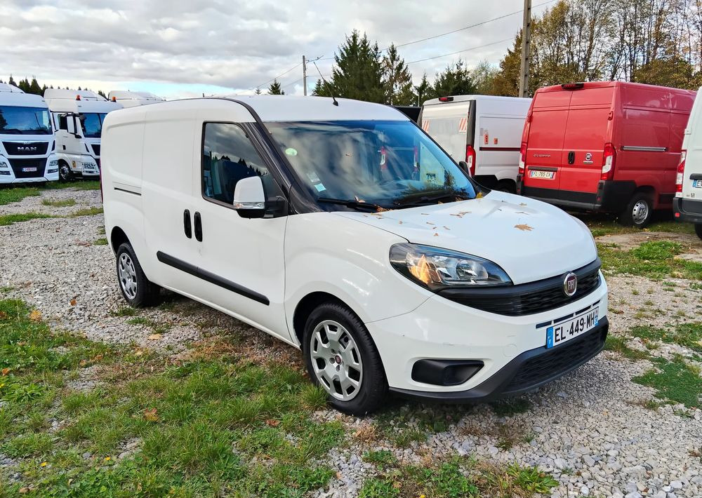 Fiat Doblo - Dubă: Foto 1 Fiat Doblo - Dubă: Foto 1