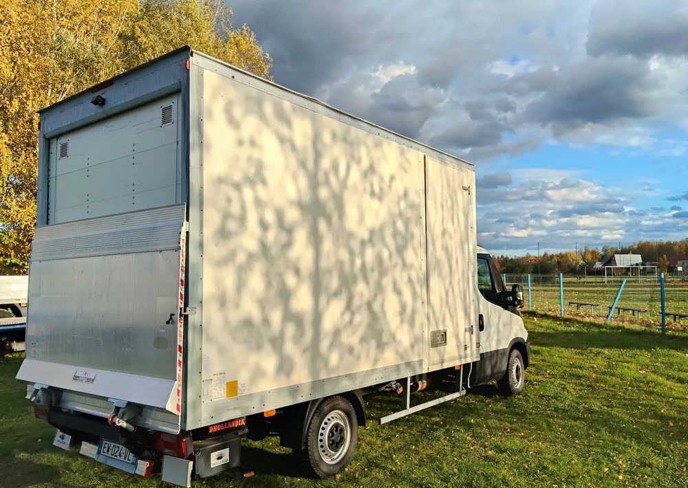 Iveco Daily 35S16 - Autoutilitară box: Foto 5 Iveco Daily 35S16 - Autoutilitară box: Foto 5