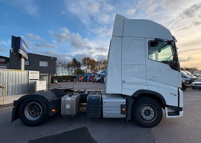 Volvo FH500 4x2T Schubbodenhydraulik - Cap tractor: Foto 4 Volvo FH500 4x2T Schubbodenhydraulik - Cap tractor: Foto 4