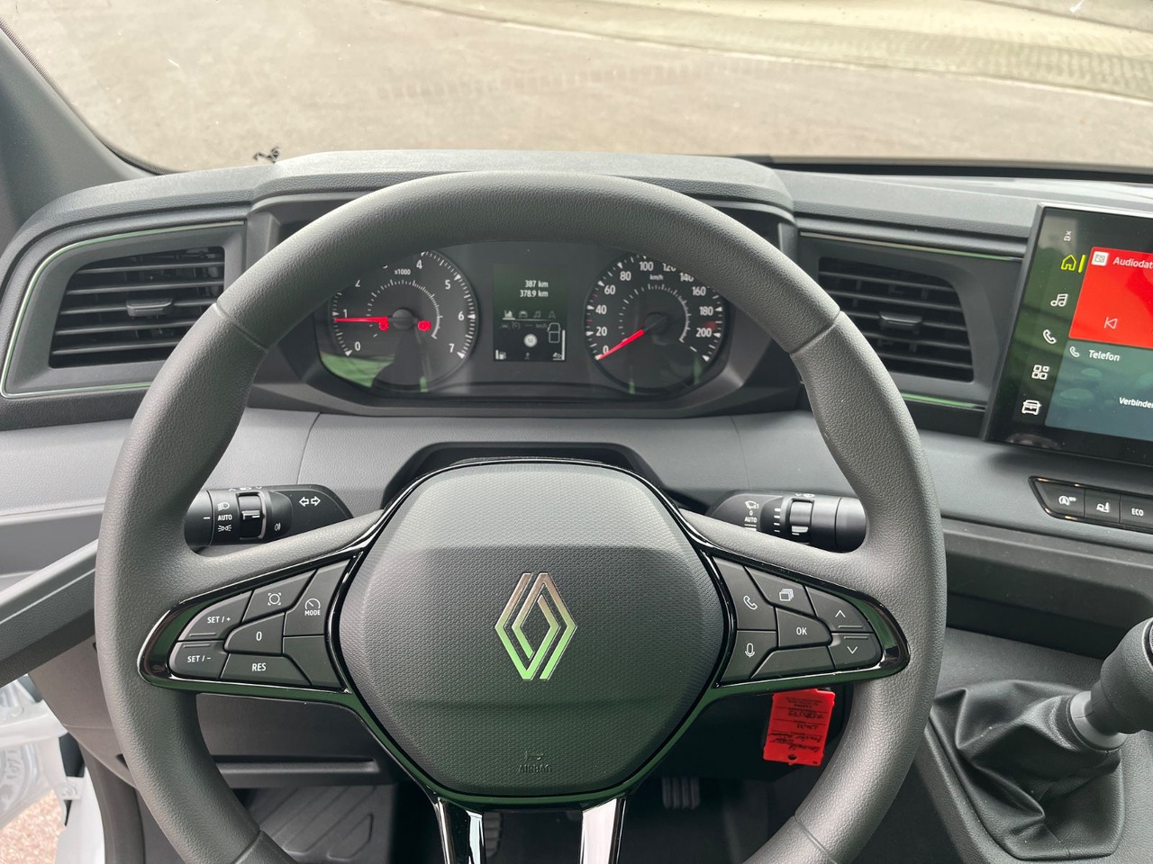 Autoutilitară box Renault MASTER HUMBAUR KOFFER: Foto 13 Autoutilitară box Renault MASTER HUMBAUR KOFFER: Foto 13