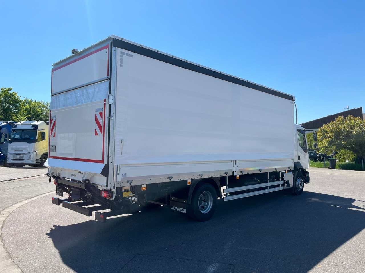 Volvo FL 16.280 Junge Schiebeplane - Camion cu prelată: Foto 5 Volvo FL 16.280 Junge Schiebeplane - Camion cu prelată: Foto 5