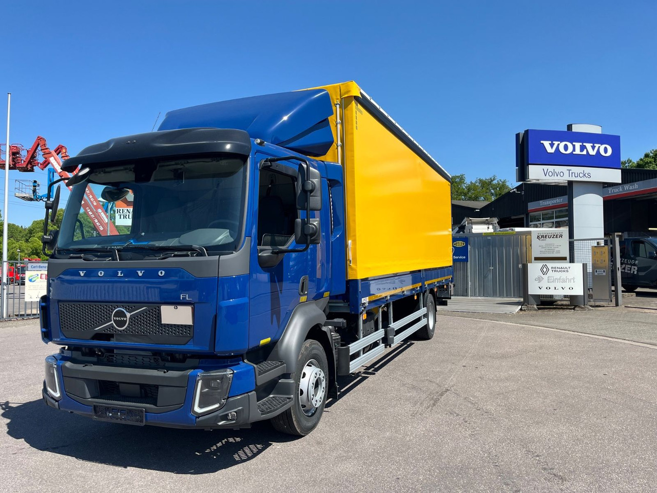 Volvo FL14.245 Junge Schiebeplane - Camion cu prelată: Foto 1 Volvo FL14.245 Junge Schiebeplane - Camion cu prelată: Foto 1