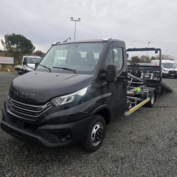 Iveco Daily 35C18 - Alte utilaje: Foto 1 Iveco Daily 35C18 - Alte utilaje: Foto 1