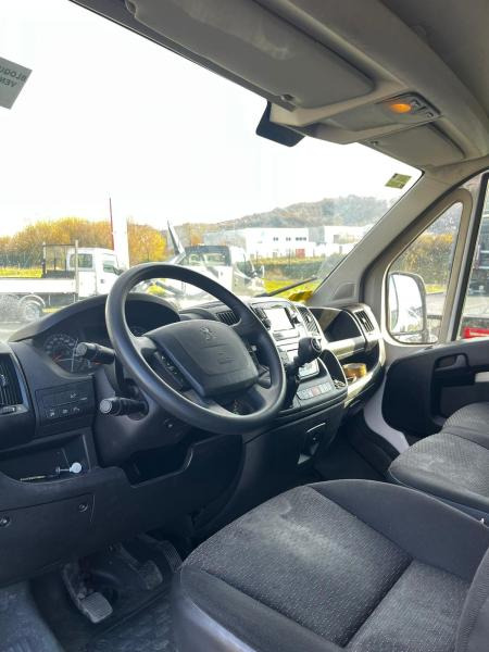 Peugeot Boxer L2H2 2,2L HDI - Dubă: Foto 5 Peugeot Boxer L2H2 2,2L HDI - Dubă: Foto 5