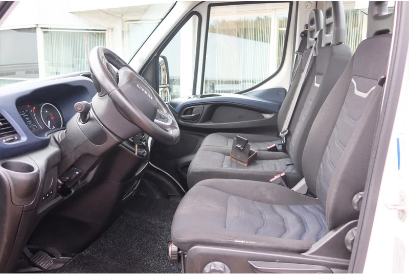 Iveco Daily 40 C160 automaat , luchtvering Tijhof opbouw - Autoutilitară: Foto 5 Iveco Daily 40 C160 automaat , luchtvering Tijhof opbouw - Autoutilitară: Foto 5