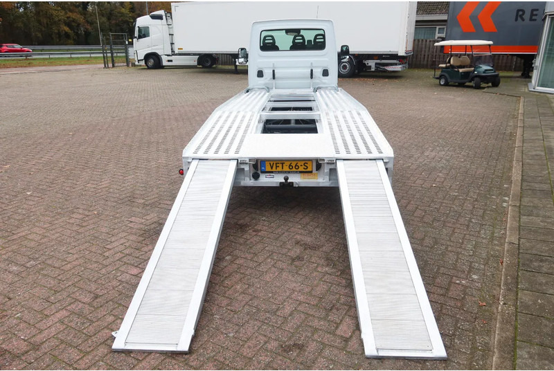 Iveco Daily 40 C160 automaat , luchtvering Tijhof opbouw - Autoutilitară: Foto 4 Iveco Daily 40 C160 automaat , luchtvering Tijhof opbouw - Autoutilitară: Foto 4