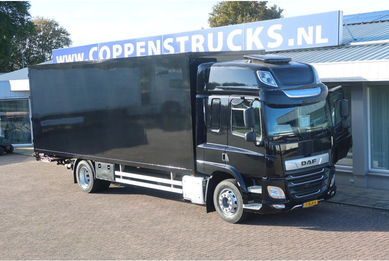 DAF CF 410 DAF CF 410 Black Edition Dhollandia klep 2.000 kg - Camion furgon: Foto 2 DAF CF 410 DAF CF 410 Black Edition Dhollandia klep 2.000 kg - Camion furgon: Foto 2