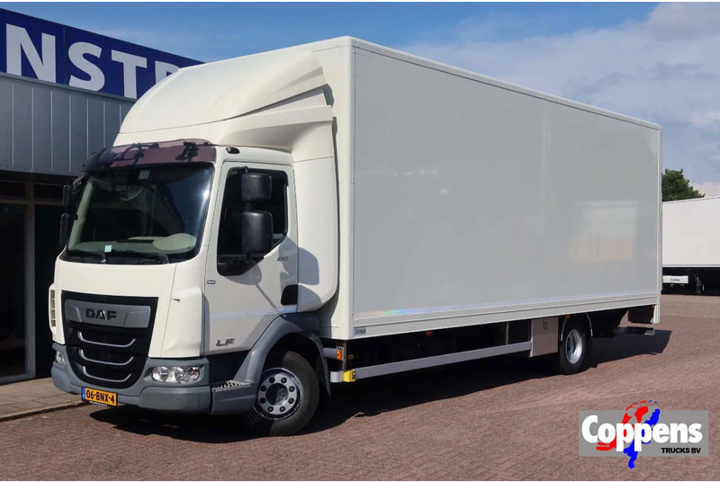 DAF LF 210 FA Bakwagen + Dhollandia 2000 kg klep extra accu set, 3x bindrail + stang. - Camion furgon: Foto 1 DAF LF 210 FA Bakwagen + Dhollandia 2000 kg klep extra accu set, 3x bindrail + stang. - Camion furgon: Foto 1