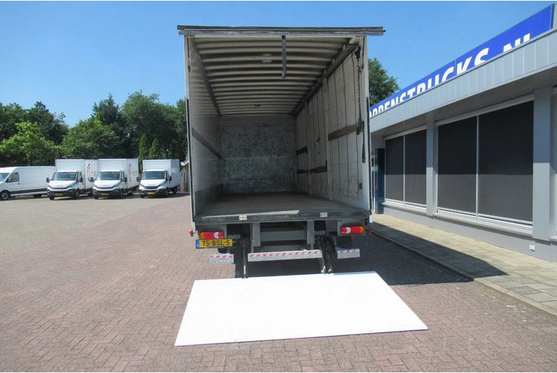DAF LF 250 250 bak + klep + schuifzeil E6 - Camion cu prelată: Foto 3 DAF LF 250 250 bak + klep + schuifzeil E6 - Camion cu prelată: Foto 3