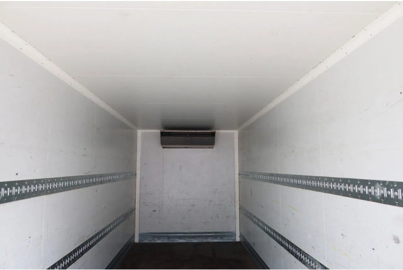 DAF LF 290 Koel/Vries+Klep 1500 kg Thermoking T 600R - Camion frigider: Foto 4 DAF LF 290 Koel/Vries+Klep 1500 kg Thermoking T 600R - Camion frigider: Foto 4