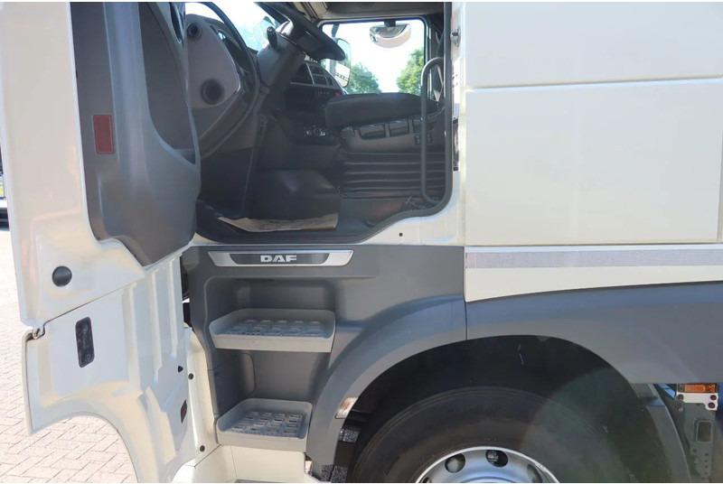 DAF XF 106.450 Wissellaadbaksysteem / Chassis - Camion transport containere/ Swap body: Foto 5 DAF XF 106.450 Wissellaadbaksysteem / Chassis - Camion transport containere/ Swap body: Foto 5