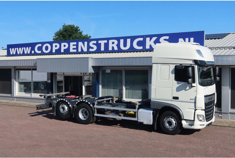 DAF XF 106.450 Wissellaadbaksysteem / Chassis - Camion transport containere/ Swap body: Foto 2 DAF XF 106.450 Wissellaadbaksysteem / Chassis - Camion transport containere/ Swap body: Foto 2