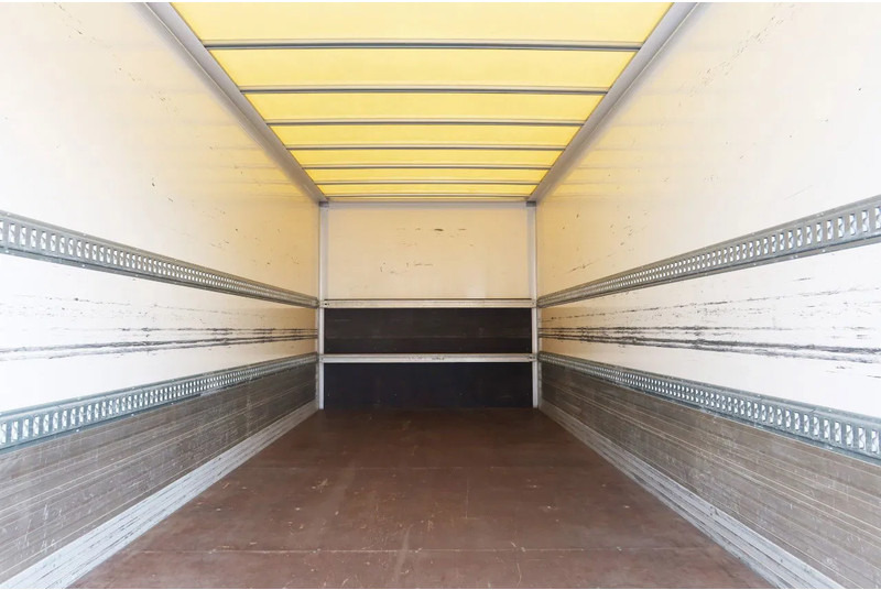 FUSO Canter 7 C 18 Bak+Klep 1000 kg - Camion furgon: Foto 4 FUSO Canter 7 C 18 Bak+Klep 1000 kg - Camion furgon: Foto 4