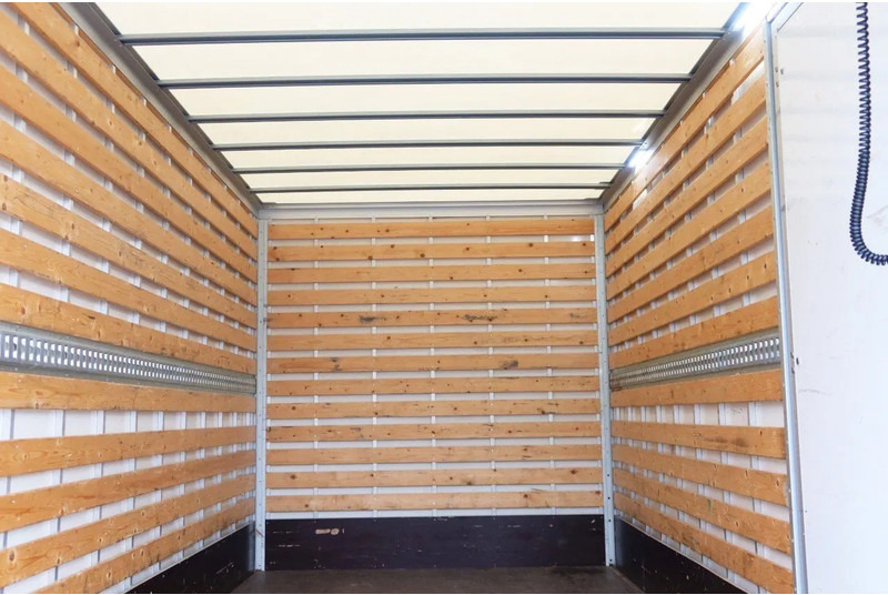 Iveco Daily 35S14 Bak + Klep - Autoutilitară box: Foto 4 Iveco Daily 35S14 Bak + Klep - Autoutilitară box: Foto 4