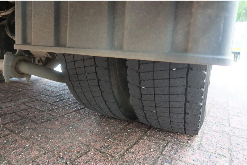 Camion furgon MAN TGL 12.250 Bakwagen + Laadklep DHollandia 2000 kg: Foto 17