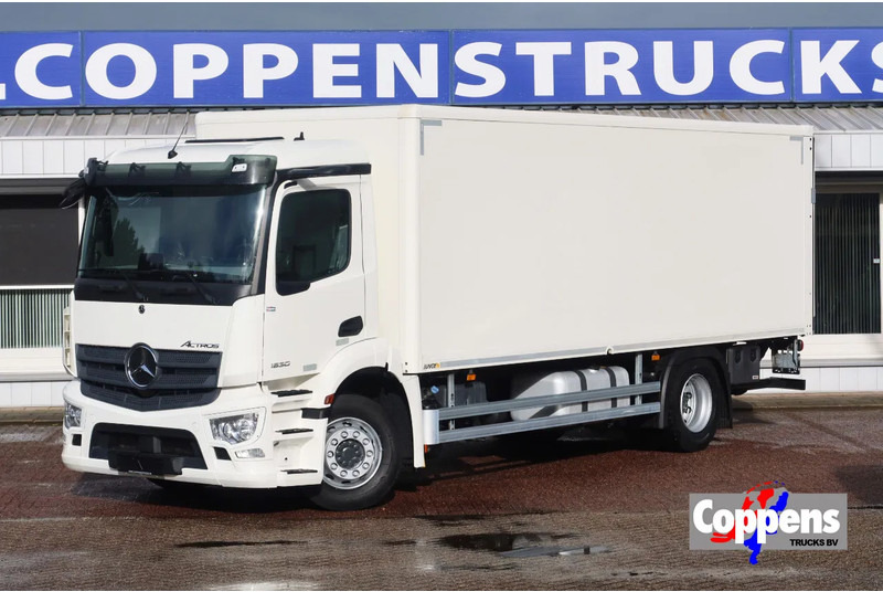 Mercedes-Benz Actros 1830 Bak + Dhollandia klep 2000 KG + rolstops. - Camion furgon: Foto 1 Mercedes-Benz Actros 1830 Bak + Dhollandia klep 2000 KG + rolstops. - Camion furgon: Foto 1