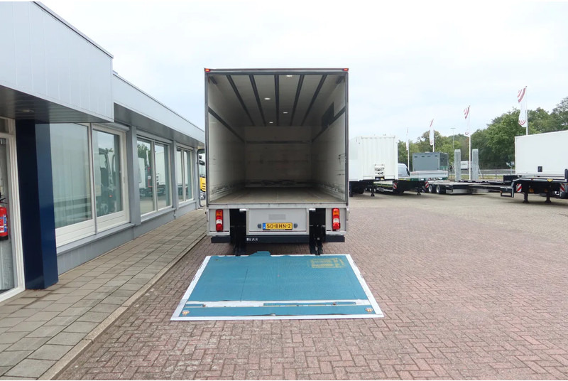 Mercedes-Benz Antos 1924 LL Bakwagen + laadklep 2500 kg - Camion furgon: Foto 4 Mercedes-Benz Antos 1924 LL Bakwagen + laadklep 2500 kg - Camion furgon: Foto 4