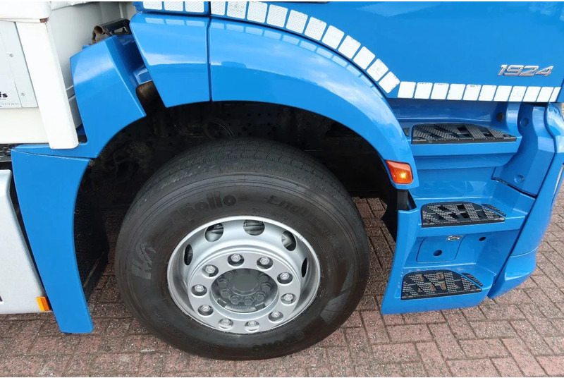 Camion furgon Mercedes-Benz Antos 1924L Huif + Klep Dhollandia 2000 KG Euro 6: Foto 12 Camion furgon Mercedes-Benz Antos 1924L Huif + Klep Dhollandia 2000 KG Euro 6: Foto 12