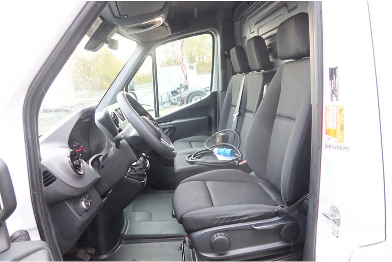 Mercedes-Benz Sprinter 315 CDI Carrier Xarios 350 Koel/vries/verwamen + nacht aansluiting 220 volt. - Autoutilitară frigorifica: Foto 4 Mercedes-Benz Sprinter 315 CDI Carrier Xarios 350 Koel/vries/verwamen + nacht aansluiting 220 volt. - Autoutilitară frigorifica: Foto 4