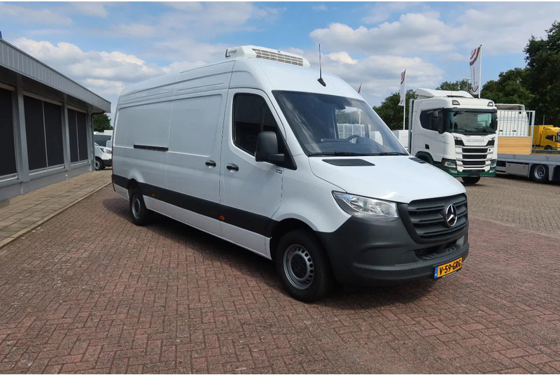 Mercedes-Benz Sprinter 317 CDI Koelwagen L3/H2 NIEUW - Autoutilitară frigorifica: Foto 2 Mercedes-Benz Sprinter 317 CDI Koelwagen L3/H2 NIEUW - Autoutilitară frigorifica: Foto 2