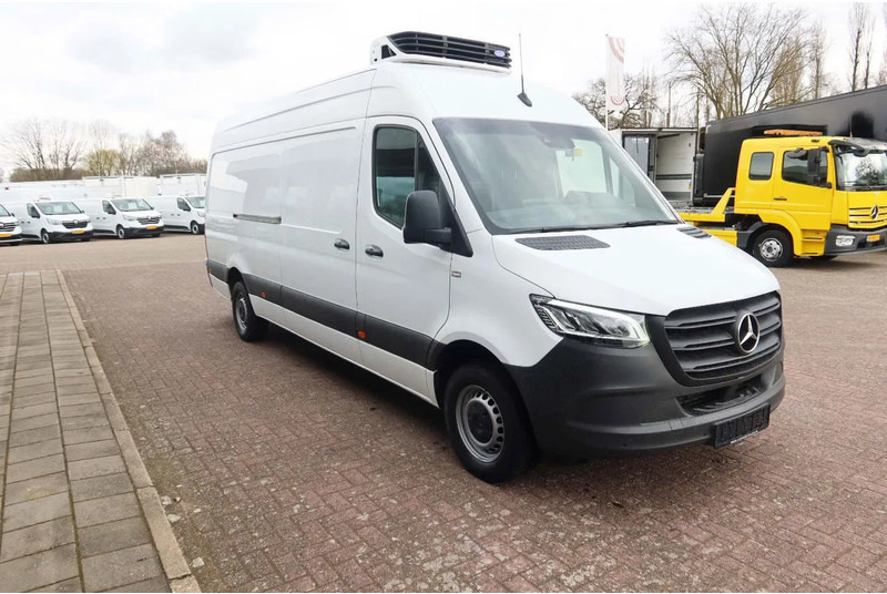 Mercedes-Benz Sprinter 317 CDI L3/H2 Multi temp, Verplaatsbare tussenwand - Autoutilitară frigorifica: Foto 2 Mercedes-Benz Sprinter 317 CDI L3/H2 Multi temp, Verplaatsbare tussenwand - Autoutilitară frigorifica: Foto 2