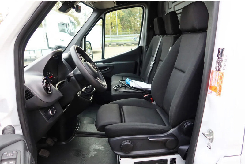 Mercedes-Benz Sprinter 317 L3 H2 Koel / Vries/ Verwarmen + 220 volt nachtaansluiting - Autoutilitară frigorifica: Foto 5 Mercedes-Benz Sprinter 317 L3 H2 Koel / Vries/ Verwarmen + 220 volt nachtaansluiting - Autoutilitară frigorifica: Foto 5