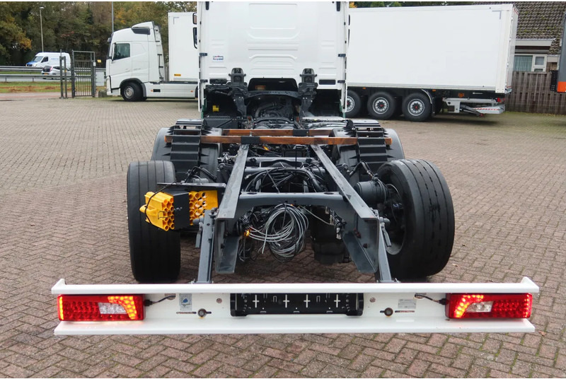 Scania R500 NGS 6x2 Chassis, Stuur lift as - Camion şasiu: Foto 3 Scania R500 NGS 6x2 Chassis, Stuur lift as - Camion şasiu: Foto 3