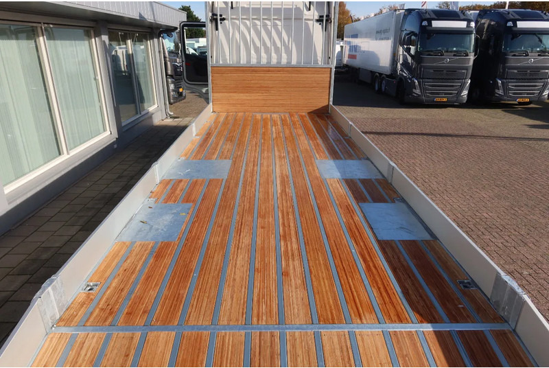 Scania R500 NGS Machine oprijwagen Stuur as. - Camion transport auto: Foto 4 Scania R500 NGS Machine oprijwagen Stuur as. - Camion transport auto: Foto 4