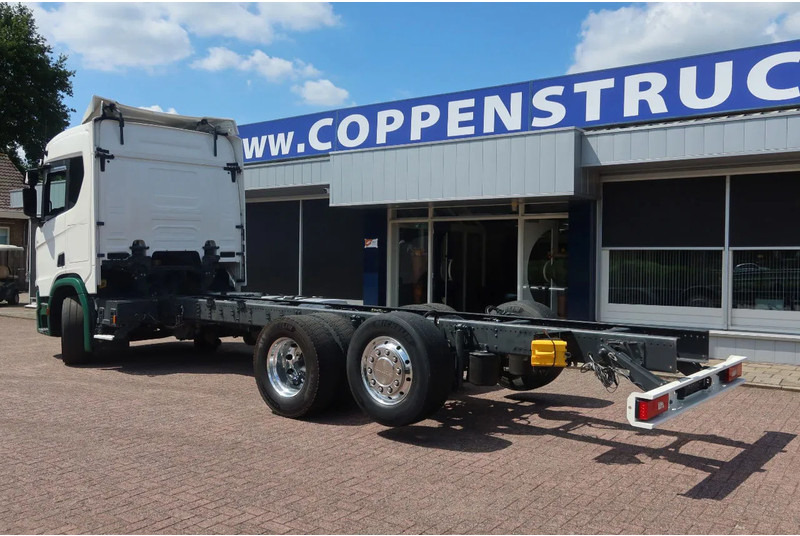 Scania R500 NGS R 500 6x2 Chassis, Stuur liftr as 6x2 - Camion şasiu: Foto 3 Scania R500 NGS R 500 6x2 Chassis, Stuur liftr as 6x2 - Camion şasiu: Foto 3