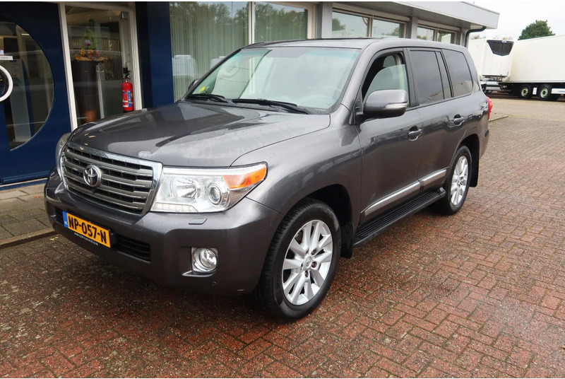 Toyota Land Cruiser V8 200 V8. 4.5D Executive. 7 Persoons. Luchtvering. Marge voertuig - Automobil: Foto 1 Toyota Land Cruiser V8 200 V8. 4.5D Executive. 7 Persoons. Luchtvering. Marge voertuig - Automobil: Foto 1
