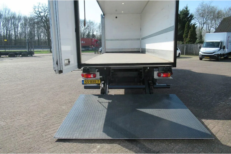 Volvo FL 250 Bakwagen + 6 deuren + Laadklep 2000 kg - Camion furgon: Foto 4 Volvo FL 250 Bakwagen + 6 deuren + Laadklep 2000 kg - Camion furgon: Foto 4